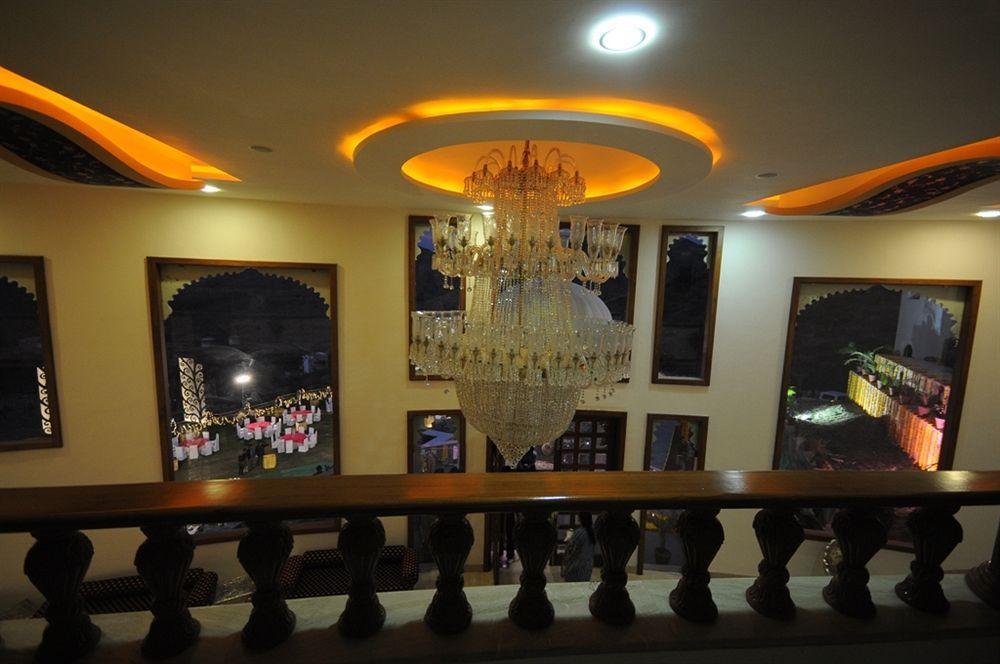Bhairavgarh Palace ウダイプル エクステリア 写真