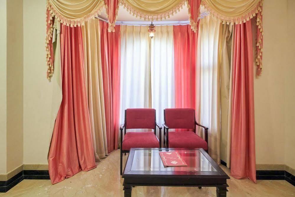 Bhairavgarh Palace ウダイプル エクステリア 写真